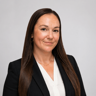 Jessica Brave headshot