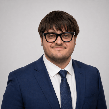 Robert Williams headshot