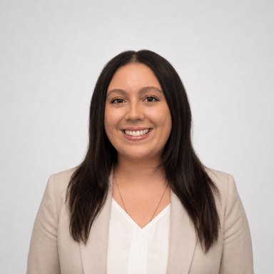 Shirley Cardenas headshot